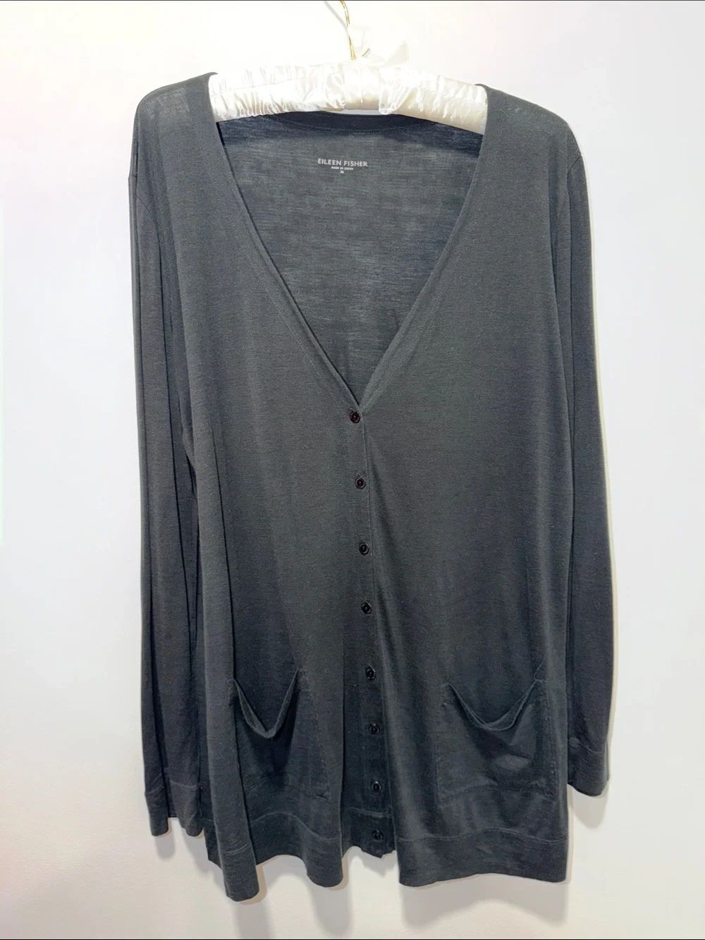 EileenโFisher M Black Light Silk Cotton blend cardigan button front with pockets